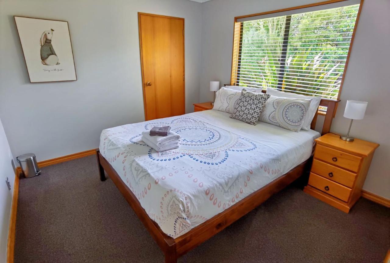 Tranquil Stream Villa Rotorua Exterior photo
